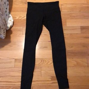 Lululemon tights size 8